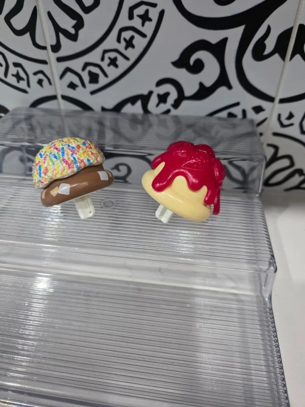 Melissa & Doug Scoop & Serve Ice Cream Replacement Lot 4 Scoops Toppings